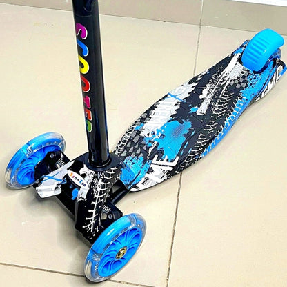 PATINETA SCOOTER ESTAMPADA  CON LUCES EN LAS RUEDAS